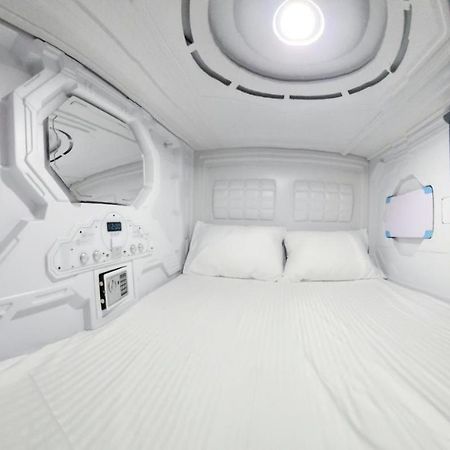 Hostel Aria Capsule Κισινάου Εξωτερικό φωτογραφία