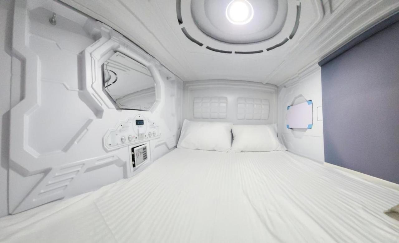 Hostel Aria Capsule Κισινάου Εξωτερικό φωτογραφία